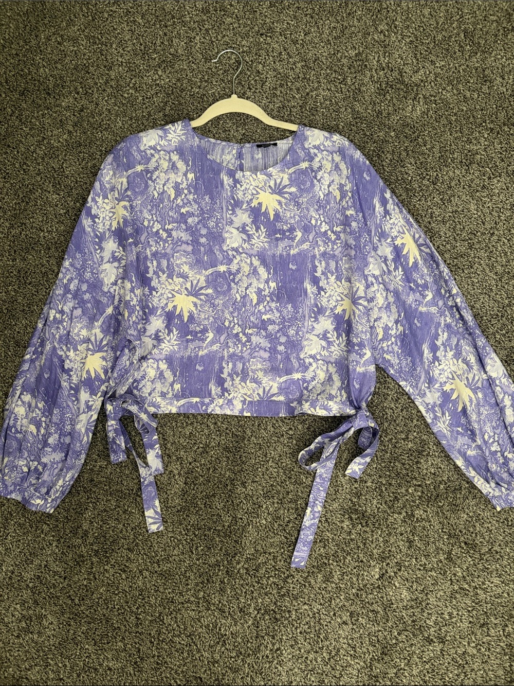 Express Lavender Floral Tie-Side Crop Top